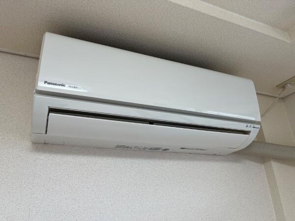 建物設備(エアコン)