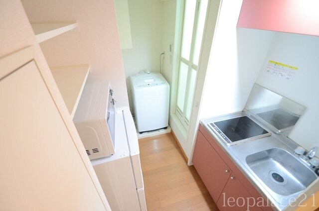 物件内観写真6　(備品や設備仕様は号室等により異なります。現地をご確認下さい。)