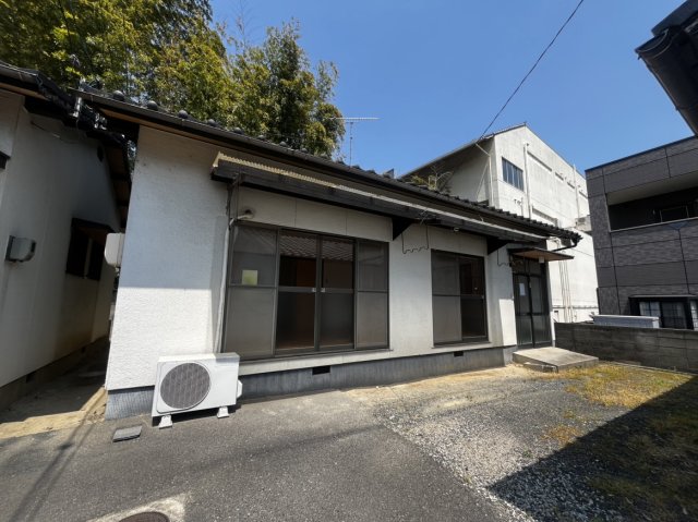 岩田住宅　8号