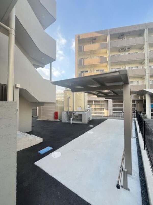 エントランス(清潔なエントランスです)