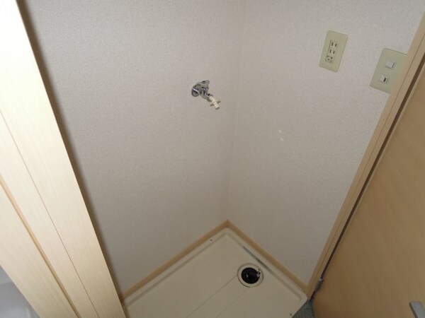 建物設備(洗濯機置き場)