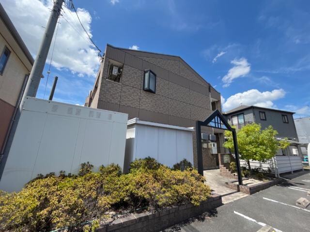 物件外観写真2　(外観写真（昼）)