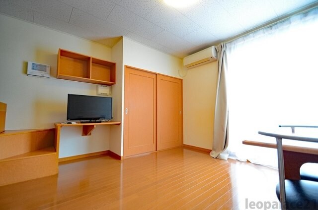 物件内観写真4　(備品や設備仕様は号室等により異なります現地をご確認ください。)