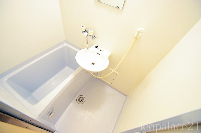 物件内観写真7　(備品や設備仕様は号室等により異なります現地をご確認ください。)