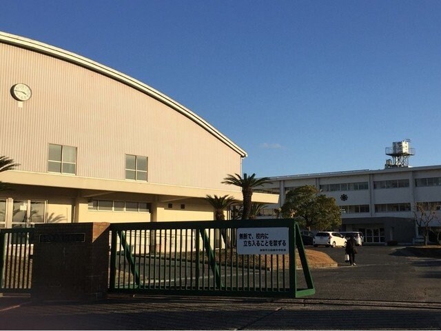 物件外観写真3　(船穂中学校まで240m)