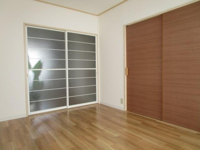 物件内観写真5　(洋室)