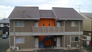 クレストガーデンC外観写真