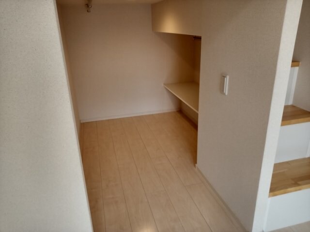 物件内観写真12　(備品や設備仕様は号室等により異なります現地をご確認ください。)