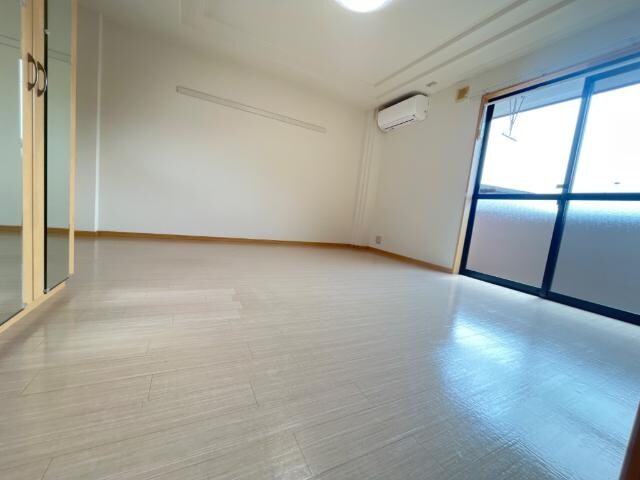 物件内観写真5　(室内)