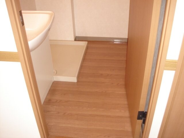物件内観写真13　(脱衣所)