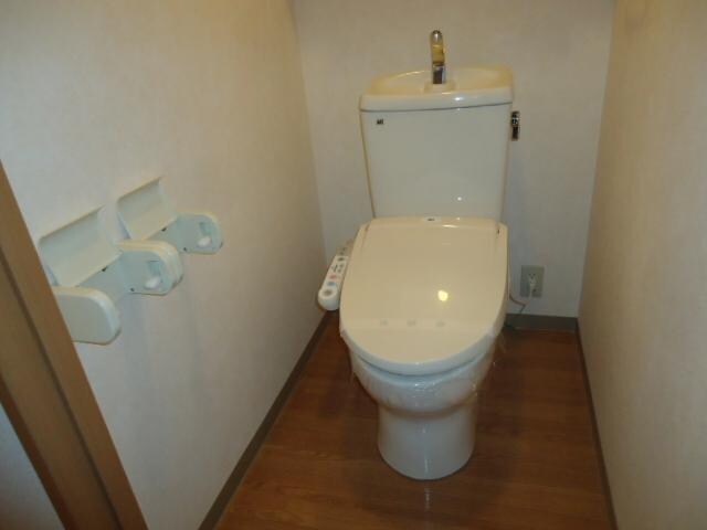 物件内観写真10　(シャワー付トイレ（イメージ）)