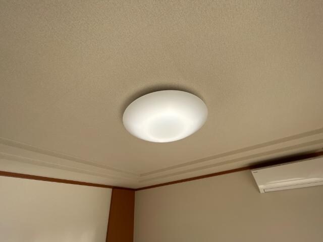 物件内観写真28　(LED照明)