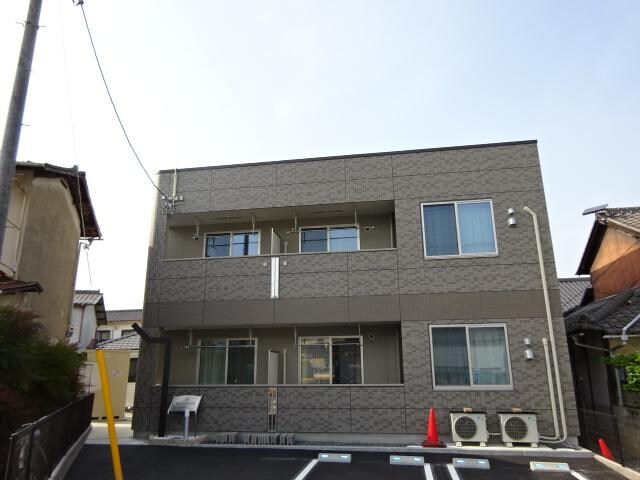 物件外観写真1　(外観写真（昼）)