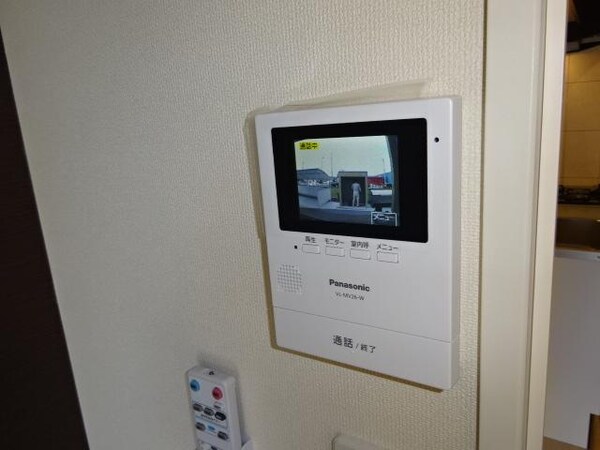 内装他(カメラ付インターホン（イメージ）)