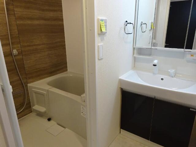 物件内観写真25　(洗面)