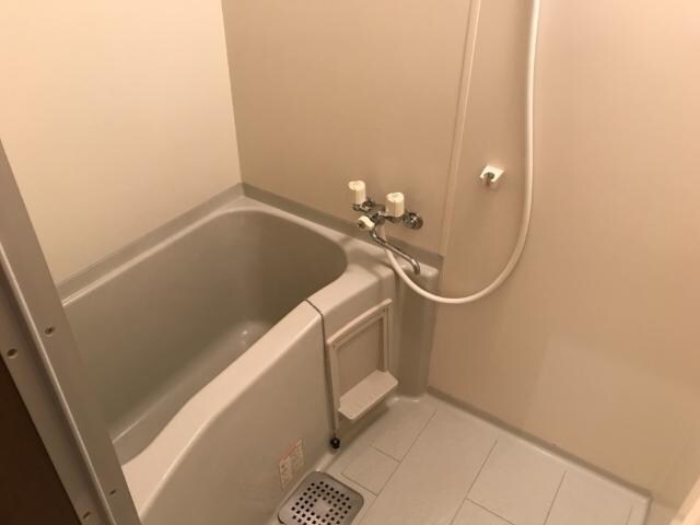 浴室(バス／シャワールーム等)