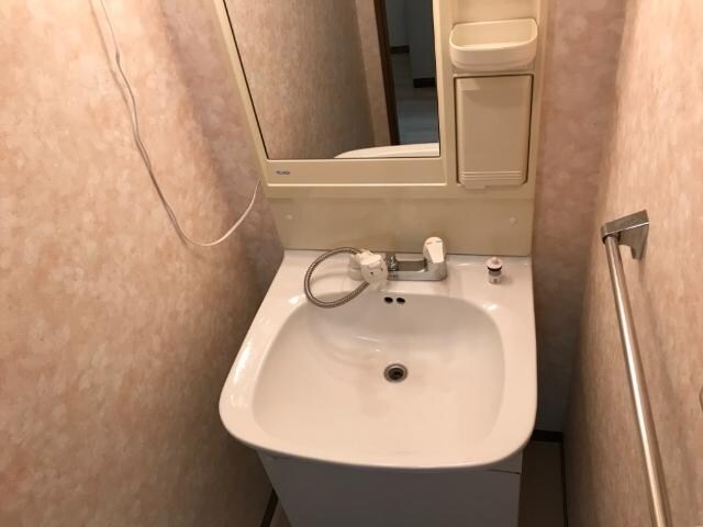 物件内観写真9　(洗髪洗面化粧台)