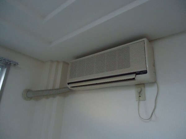 建物設備(エアコン)