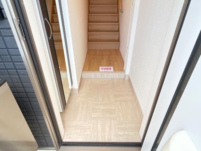物件内観写真28　(玄関（イメージ）)