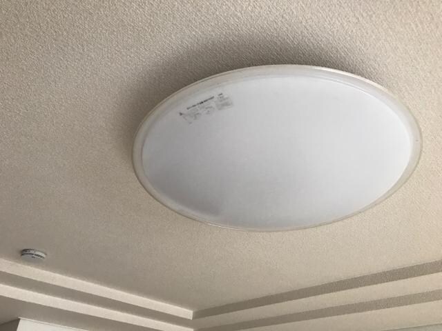 物件内観写真18　(照明器具)