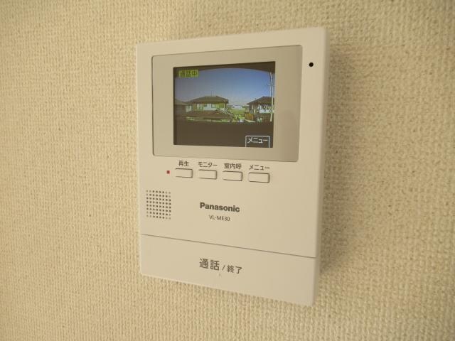 物件内観写真14　(カメラ付インターホン)