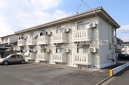 カルチェラタンF外観写真