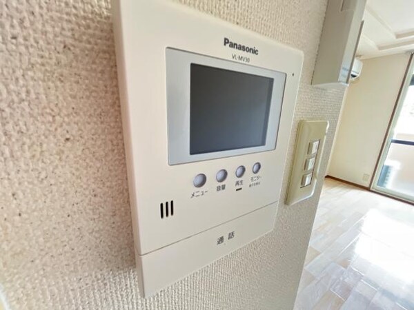 セキュリティ(カメラ付インターホン)