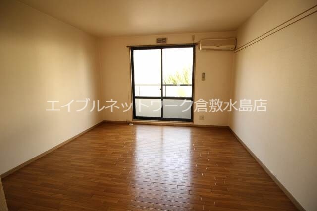 物件内観写真11　(キレイな洋室)