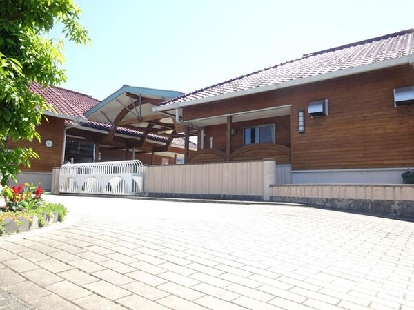 周辺環境(岡山市緑保育園 1912m)