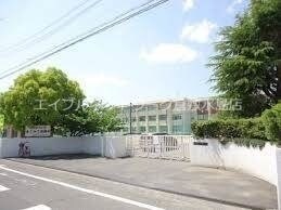 物件外観写真7　(岡山市立吉備中学校 1663m)