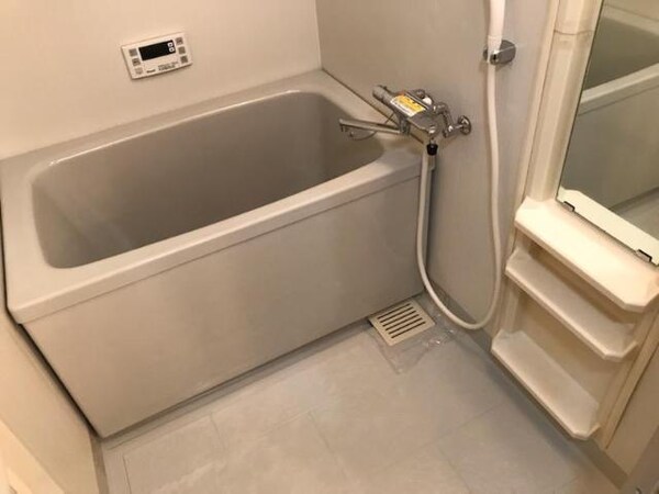 浴室(バス／シャワールーム等)