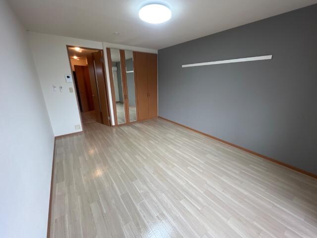 物件内観写真10　(洋室)