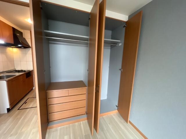 物件内観写真13　(クローゼット)