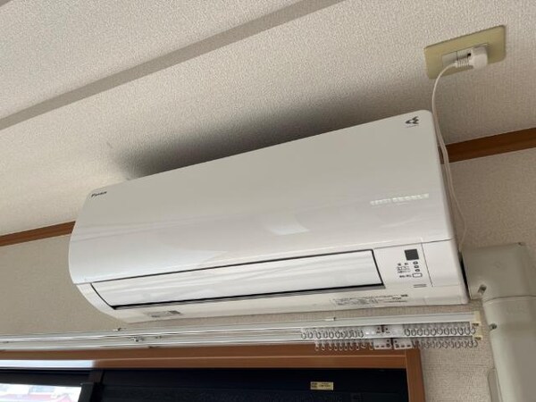 建物設備(エアコン)