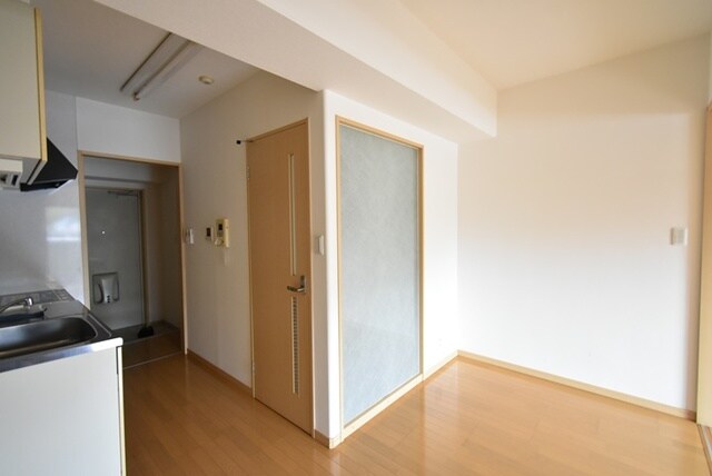 物件内観写真16　(駐輪場)