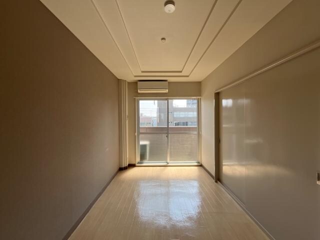 物件内観写真15　(室内)