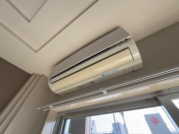 建物設備(エアコン)