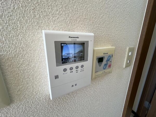 セキュリティ(カメラ付インターホン)