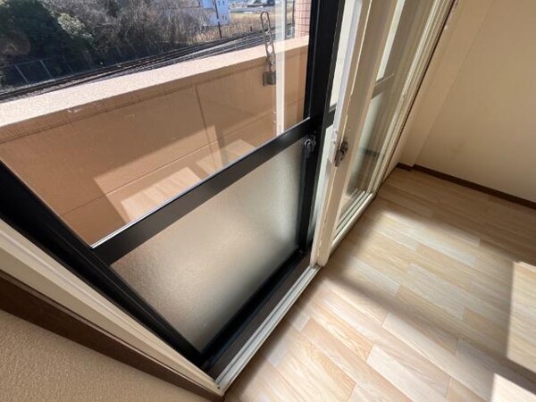 建物設備(ペアサッシ)