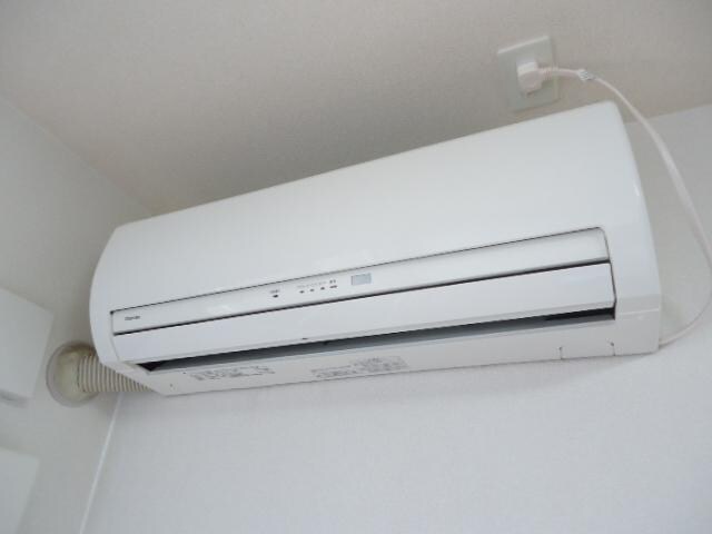 物件内観写真3　(エアコン（イメージ）)