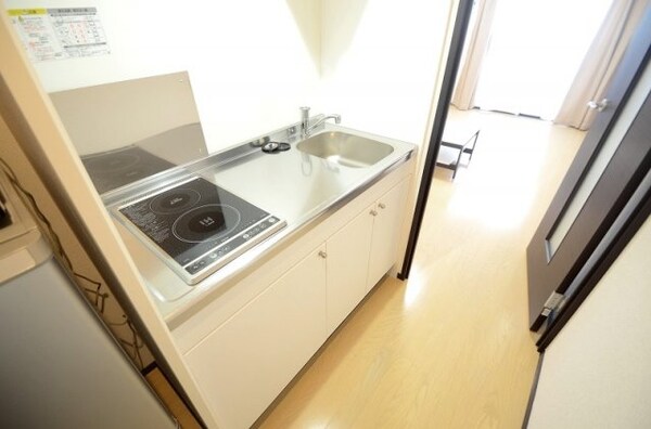 キッチン(写真と現状が異なる場合は現状を優先)