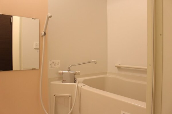 浴室(※写真と現状が異なる場合は現状を優先)