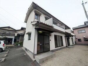 三宅様上富井戸建外観写真