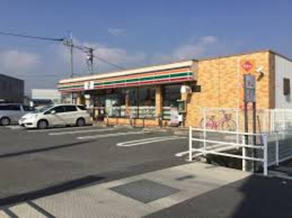 周辺環境(セブンイレブン 倉敷西阿知南店 1003m)