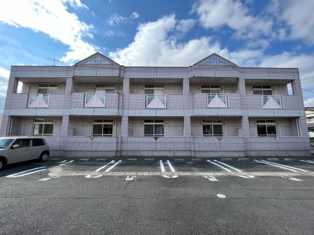 物件外観写真3　(外観写真（昼）)