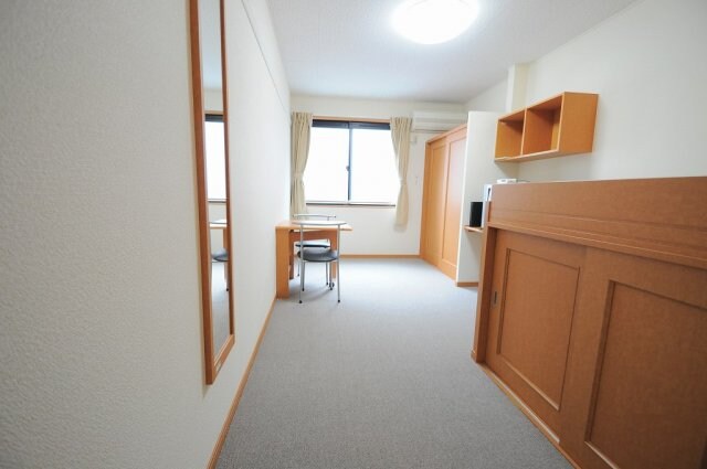 物件内観写真13　(備品や設備仕様は号室等により異なります現地をご確認下さい。)