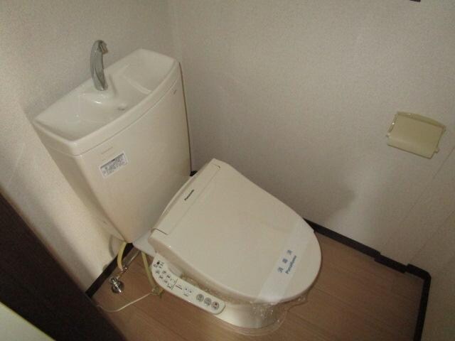 物件内観写真14　(トイレ)