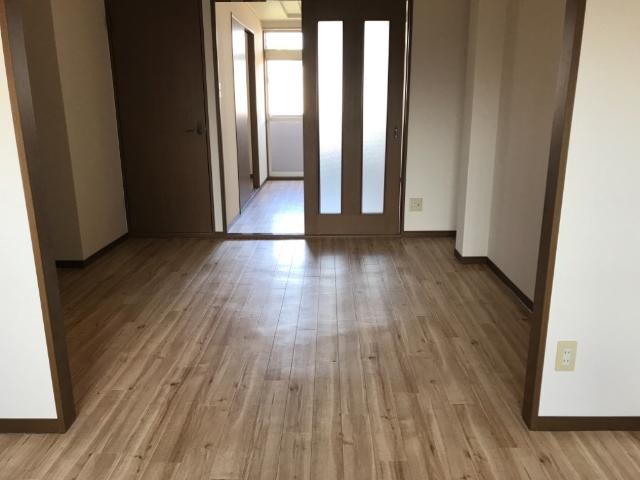 物件内観写真17　(リビング)