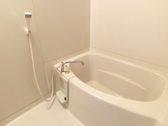 物件内観写真3　(風呂)