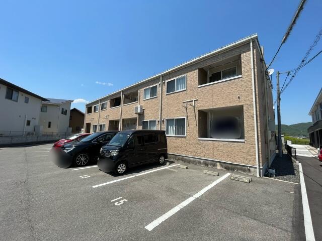 物件外観写真1　(外観写真（昼）)